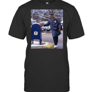 Utah Jazz Karl Malone The Mailman Delivering T-Shirt